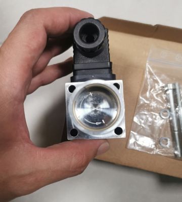 Barksdale Pressure Switch 8111-PL1-B 0417-011 0417-699 0417-014 Pressure Relay Stock