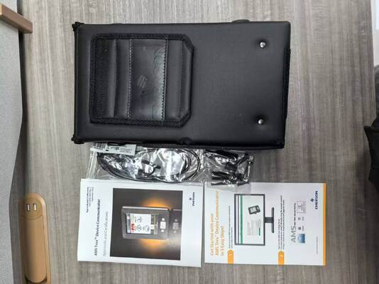 3.5 Inch Color LCD Hart Field Communicator with Rotary Knob Input and Rechargeable Li-Ion Battery for Seamless Field Device Setup