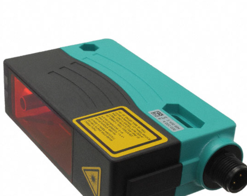 Pepperl + Fuchs Universal Distance Sensor with 8 m Detection Range IO-Link Interface and Pulse Ranging Technology (PRT)