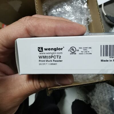 Sensor Tanda Cetak Wenglor WM03PCT2 dengan Jangkauan 12-18mm PNP NO NC dan Konektor M12 untuk Aplikasi Industri