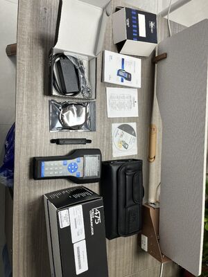 2.2 Lbs Hart Field Communicator with 3.5 Inch Color LCD and Rechargeable Li-Ion Battery for Industrial Device Management