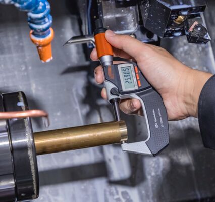 japan Mitutoyo 293-140-40 293-180-40 293-230-30  Digital Micrometer QuantuMike IP65 